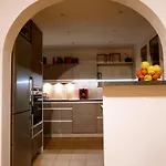 別荘 Maison Avec Vue A Sainte-maxime, Piscine Partagee