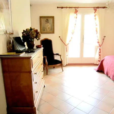 Casa de Férias Maison Avec Vue à Sainte-maxime, Piscine Partagée