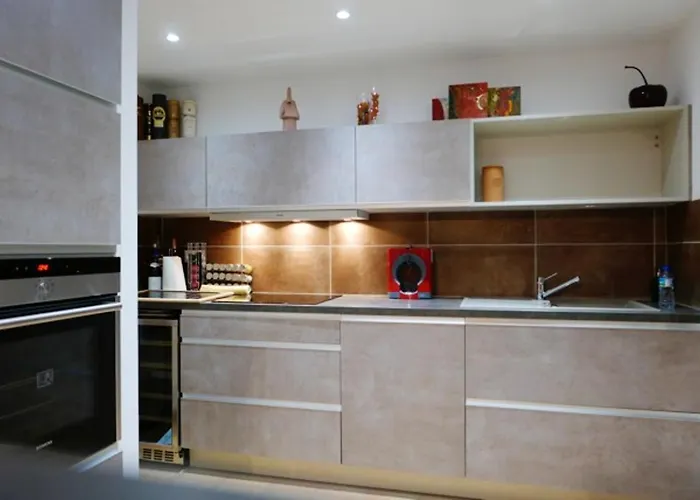 بيت للعطل Maison Avec Vue A Sainte-maxime, Piscine Partagee