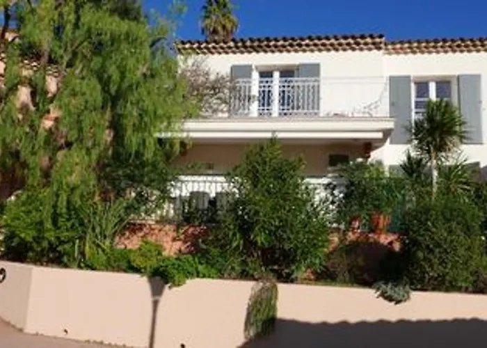 Maison Avec Vue A Sainte-maxime, Piscine Partagee *